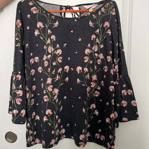 XXL Lauren Conrad Top Bundle - Picture 5 of 11